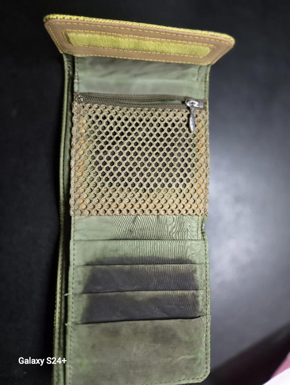 ✨️Louis Vuitton America Cup Edition Check Damier Fold Wallet Yellow Lime